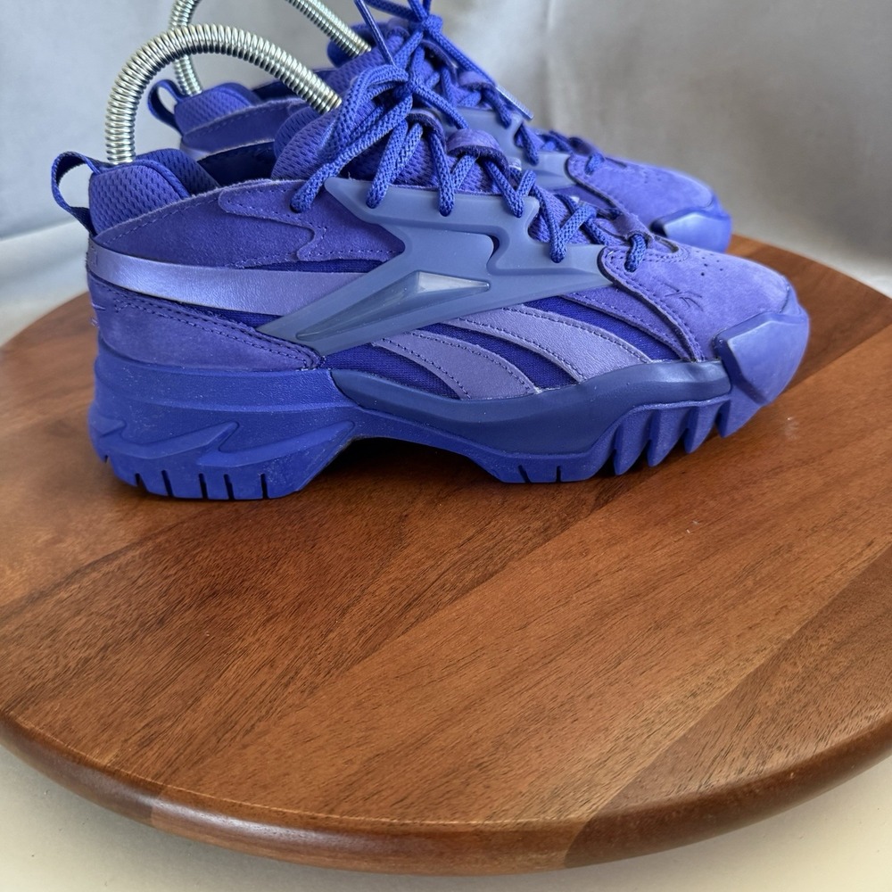 Reebok Club C Cardi V2 Leather Purple Casual Running Shoe Sneaker Women's Size 7
